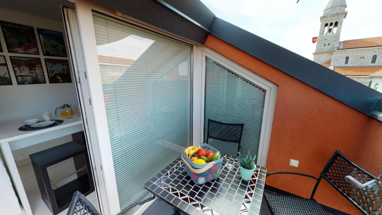 Apartamento Number 5 Pakoštane Exterior foto